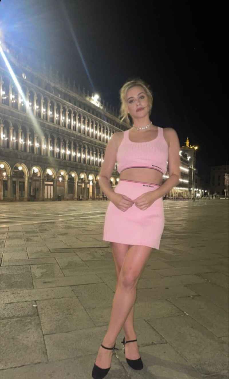 Tanya - mature companion