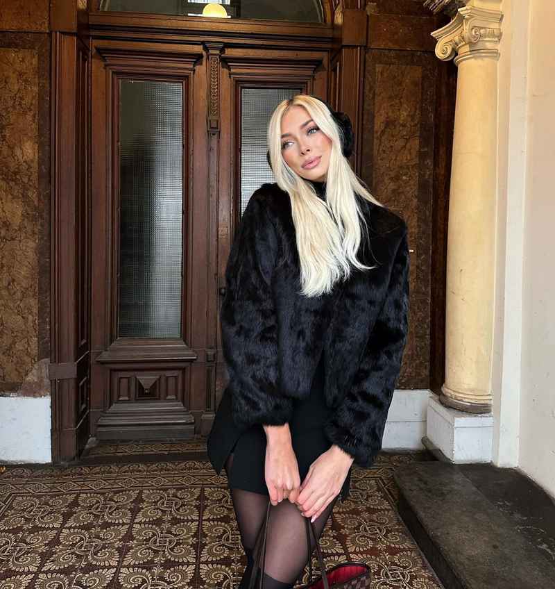 Andrea - visiting