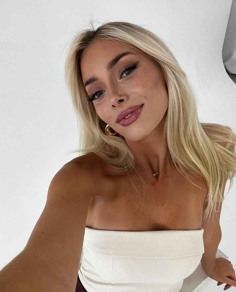 Antoinette - new in town