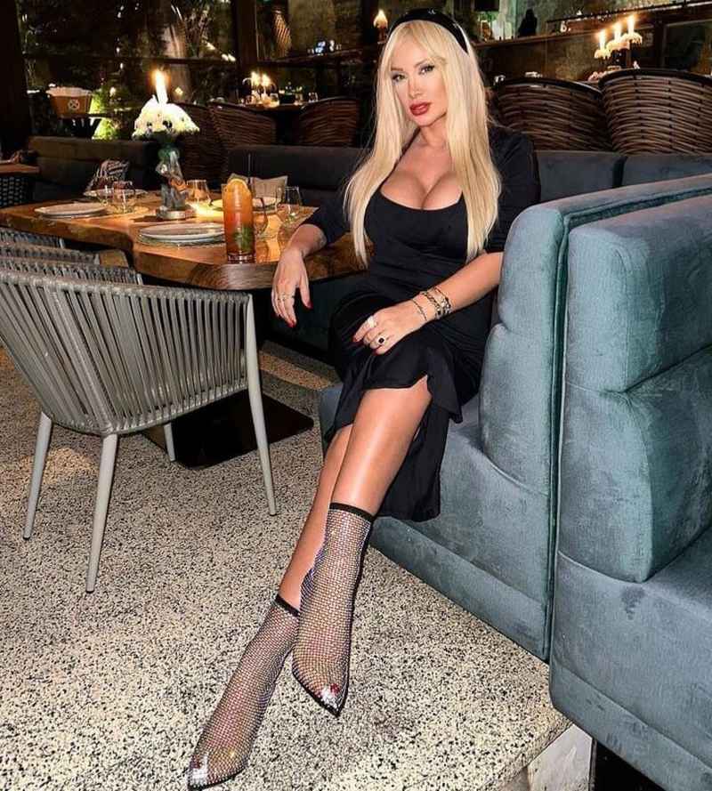 Sheila - outcall available