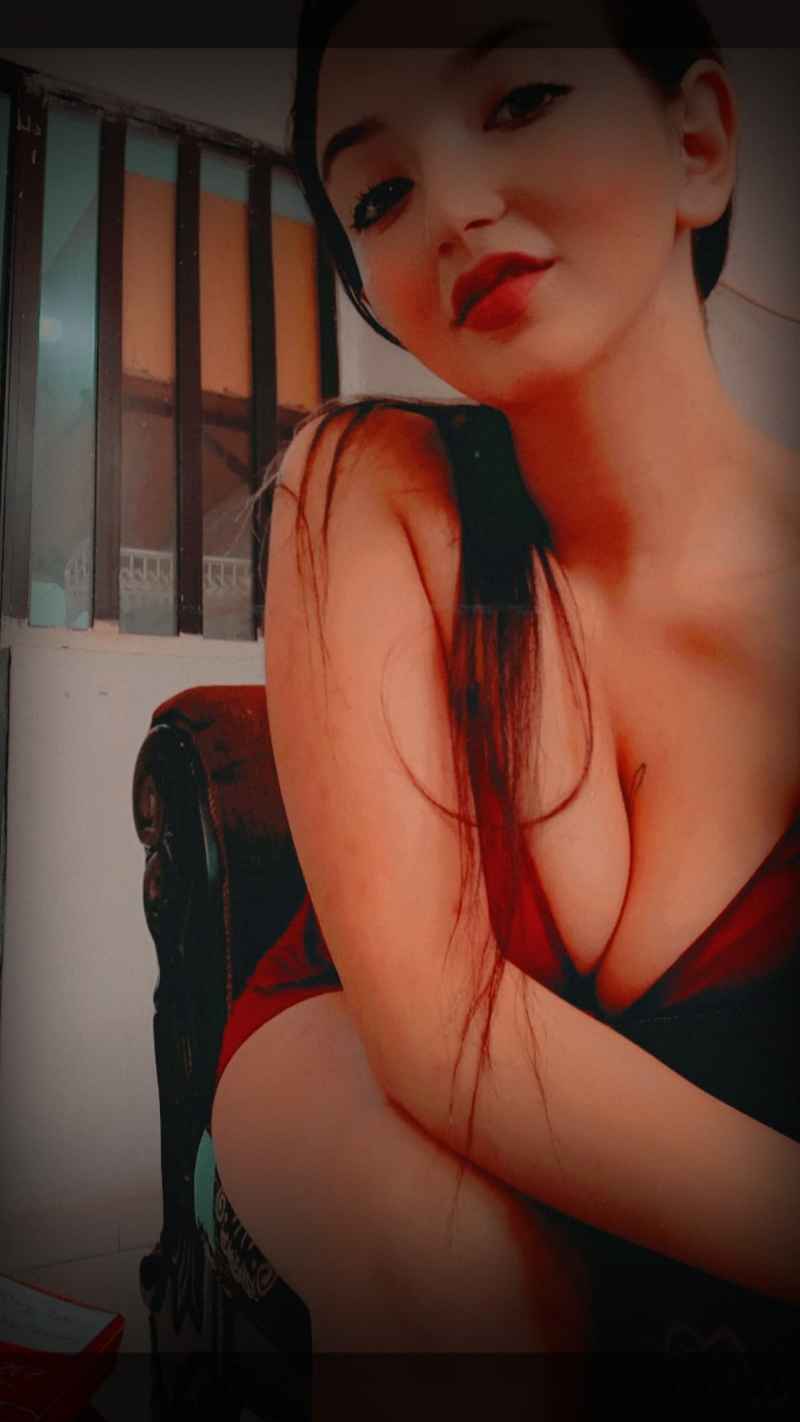 Stephanie - outcall available