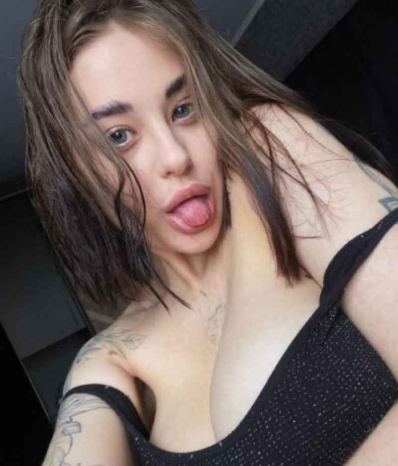 Lila - open minded
