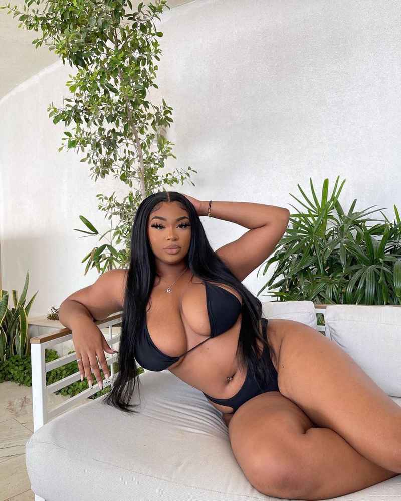 Bridget - mature companion