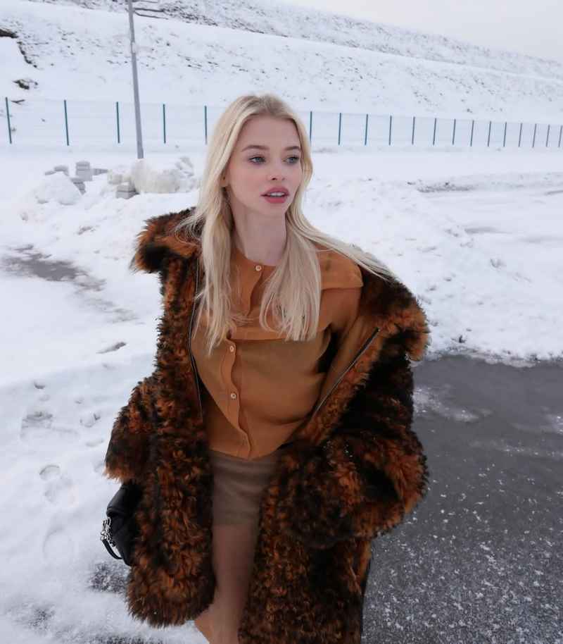 Elizabeth - touring