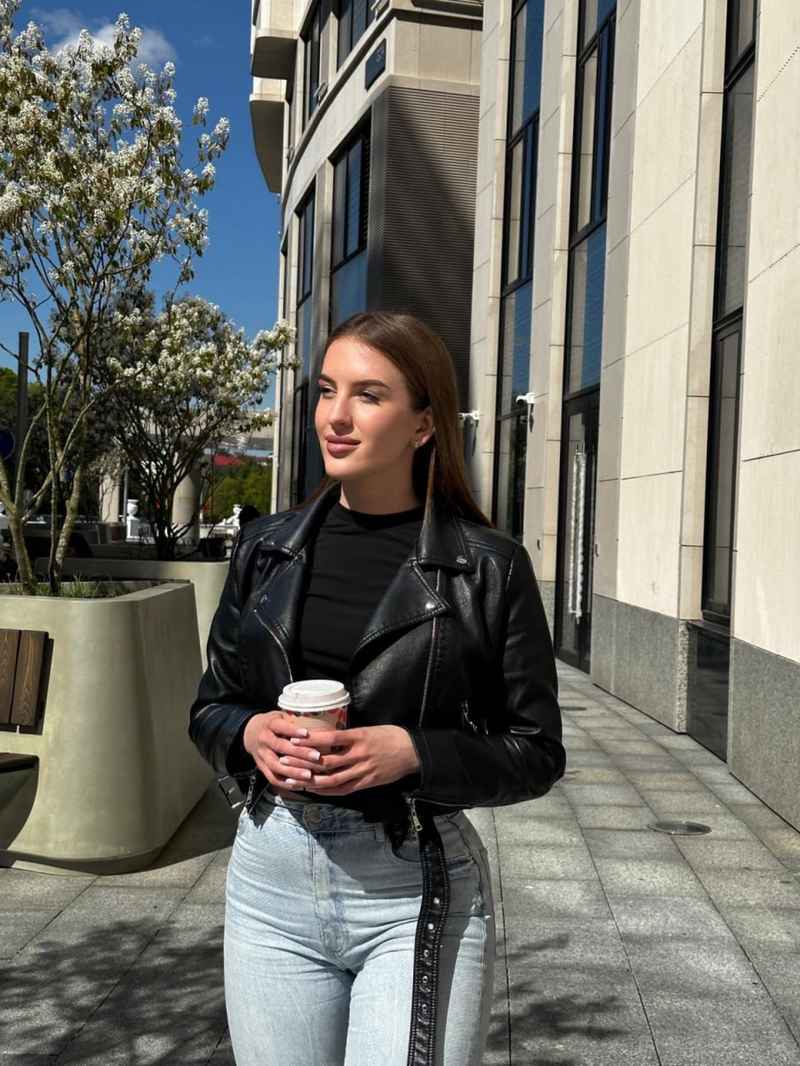 Michelle - open minded