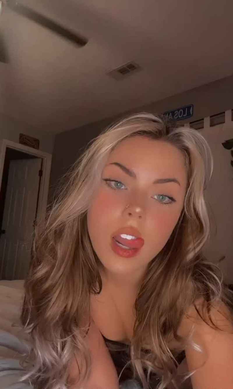 Leanne - brunette