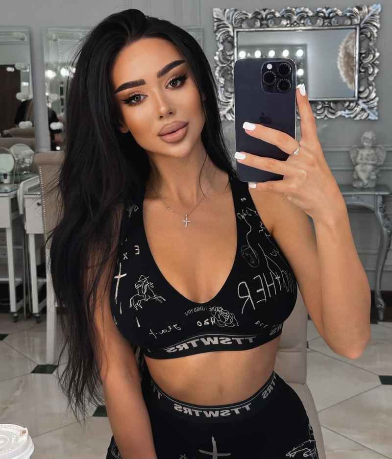 Xaviere - outcall available