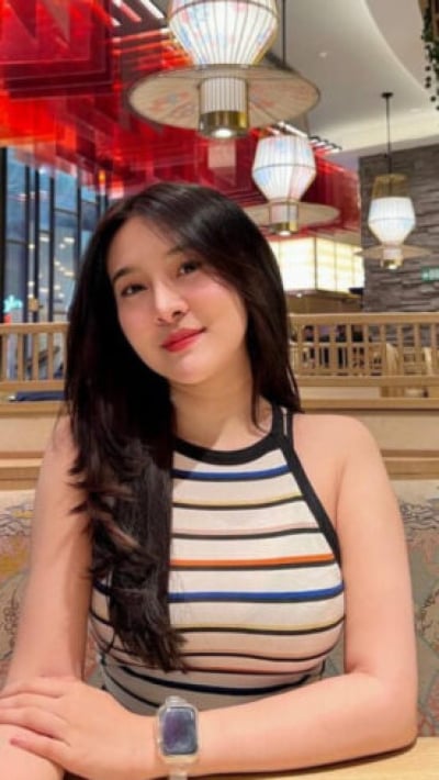 Salome - local girl