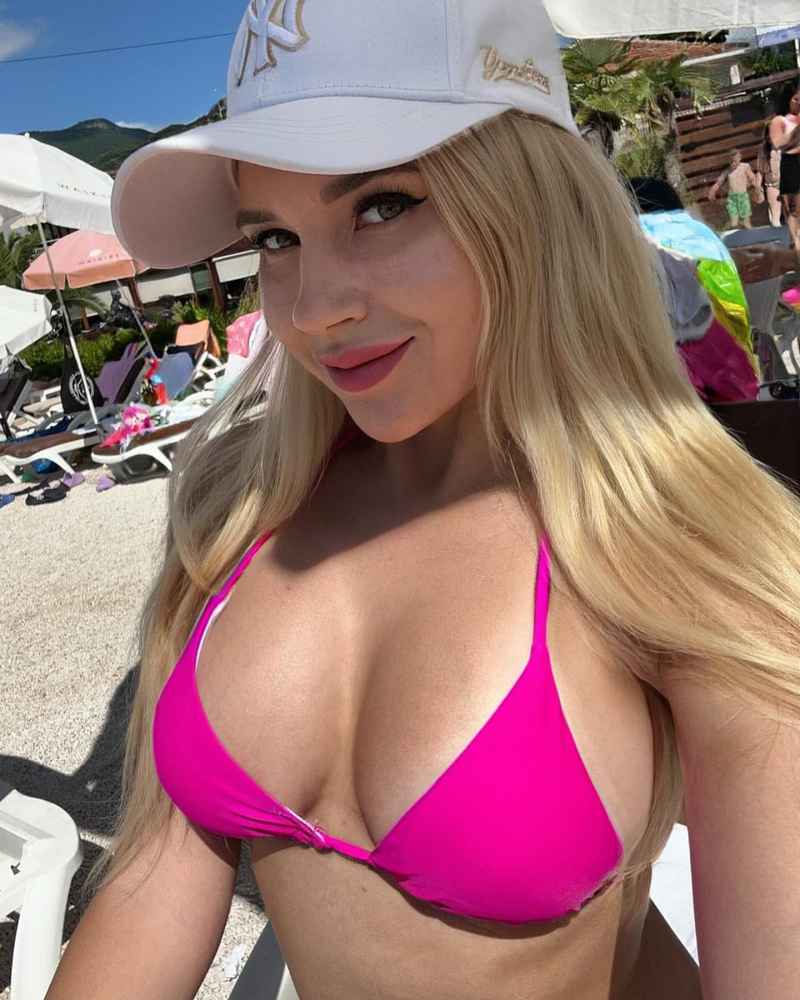 Claire - open minded