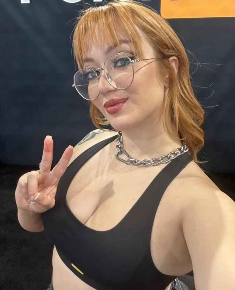 Leanne - new in town