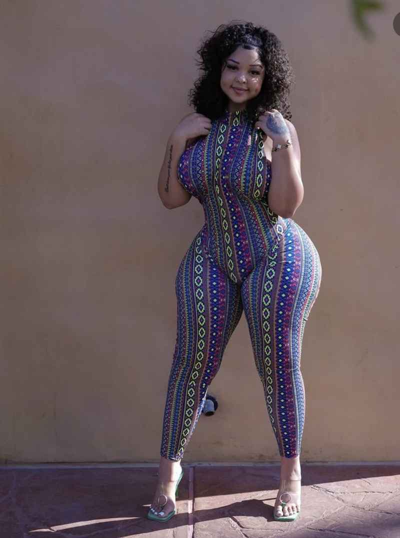 Gillian - outcall available