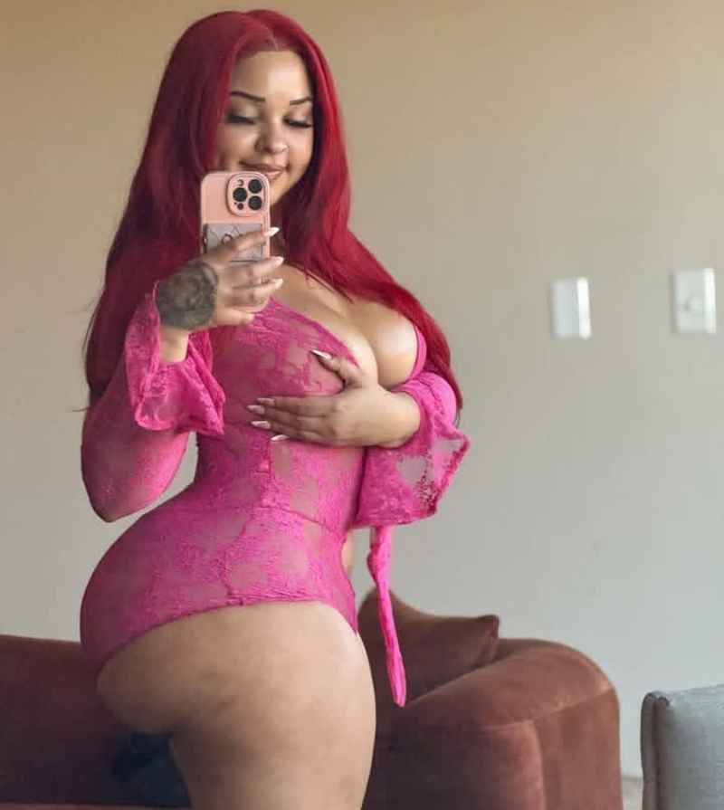 Antoinette - independent companion