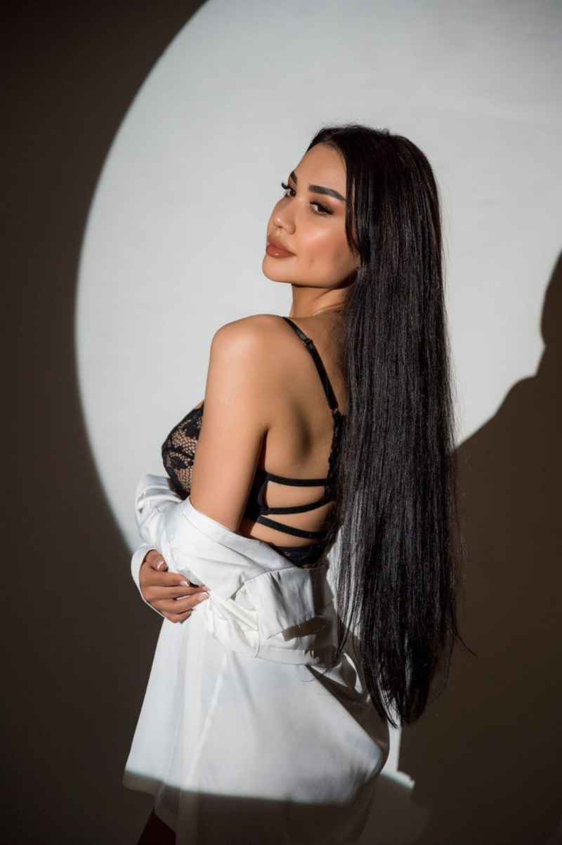 April - new in town
