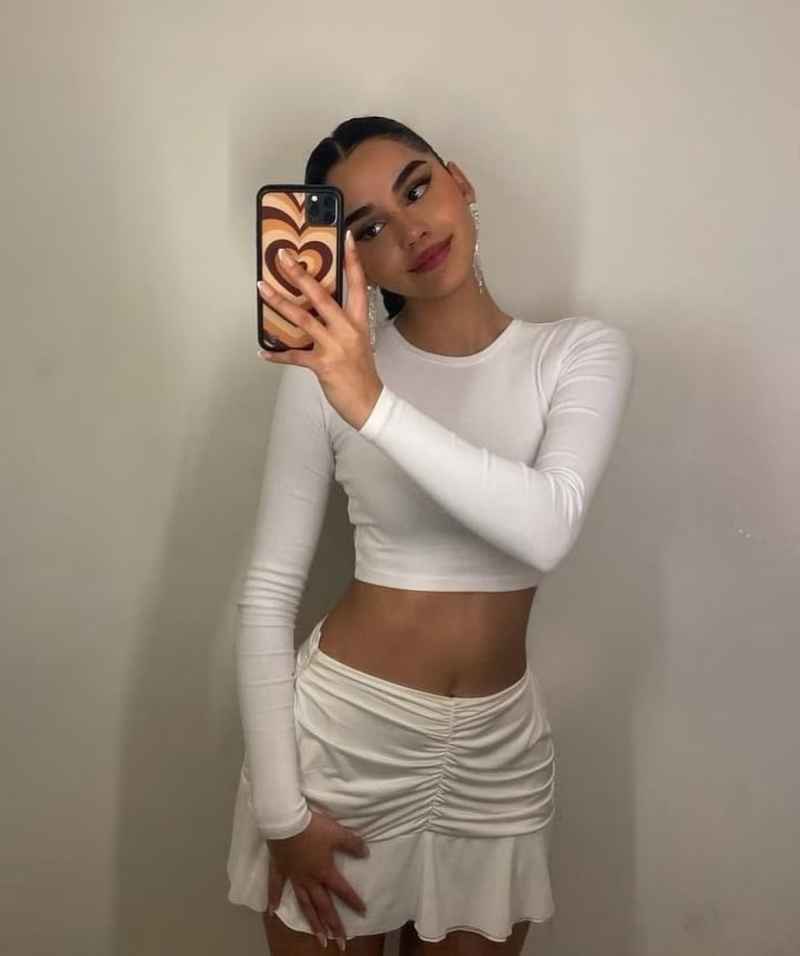 Delphine - incall tonight