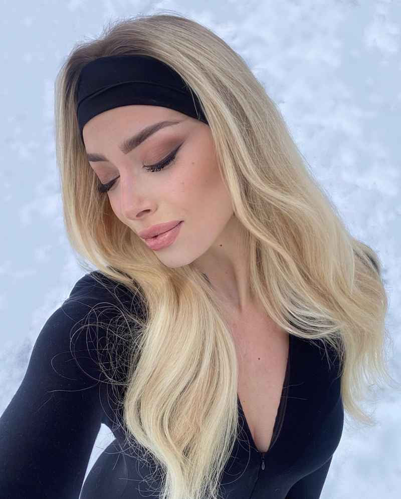 Maureen - brunette