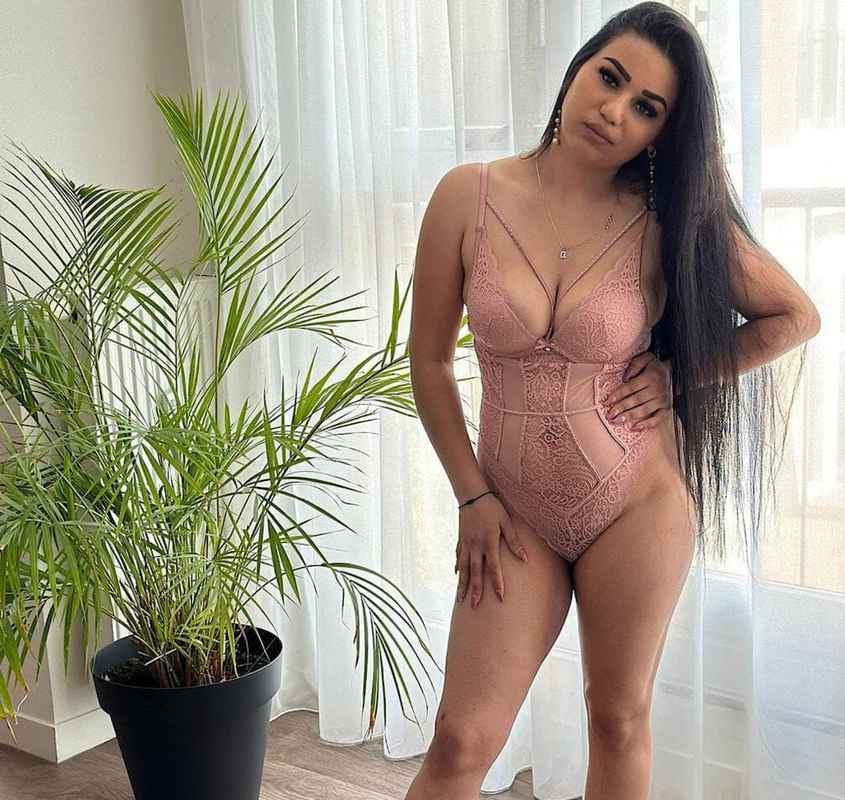 Therese - outcall available