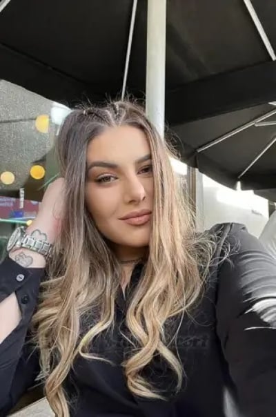 Sophia - independent companion