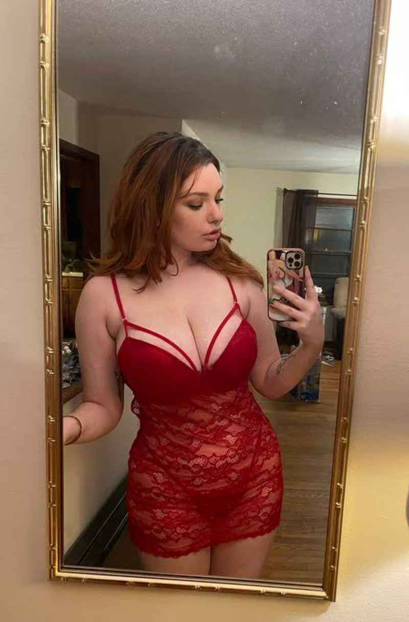 Tina - brunette