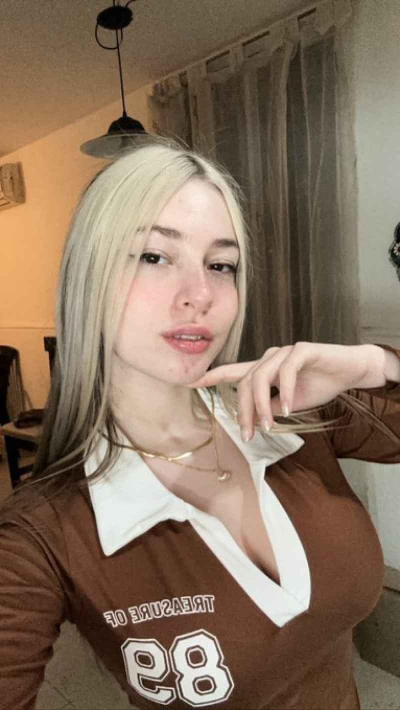 Doreen - curvy