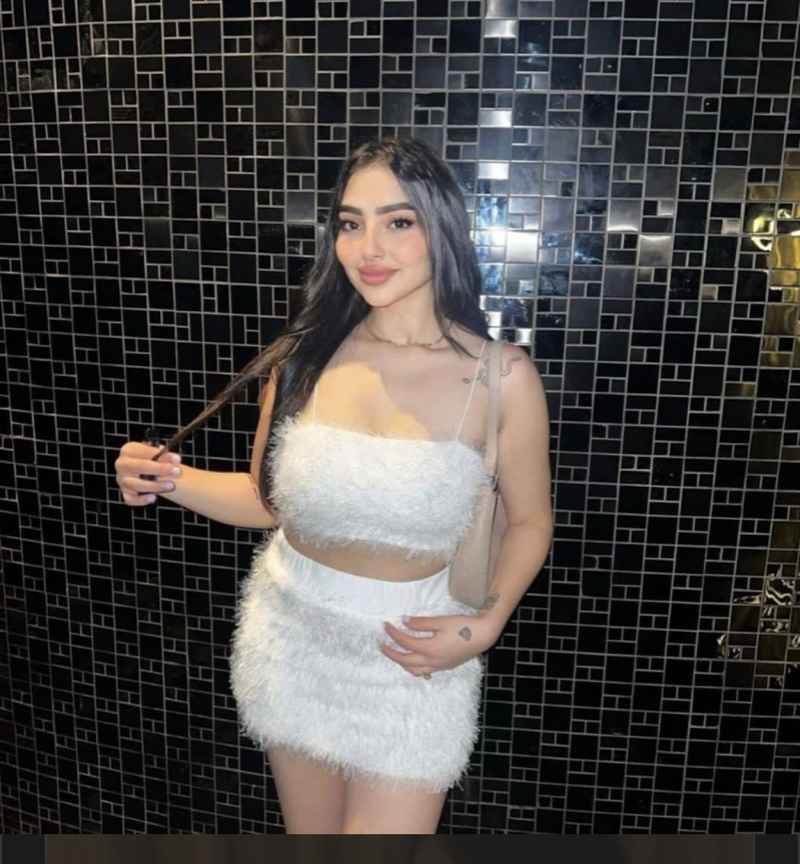 Danielle - local girl