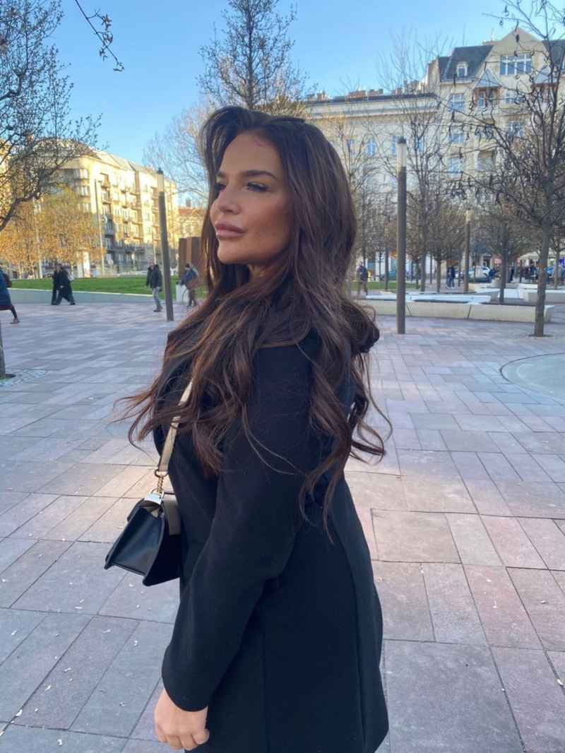 Kaylee - local girl