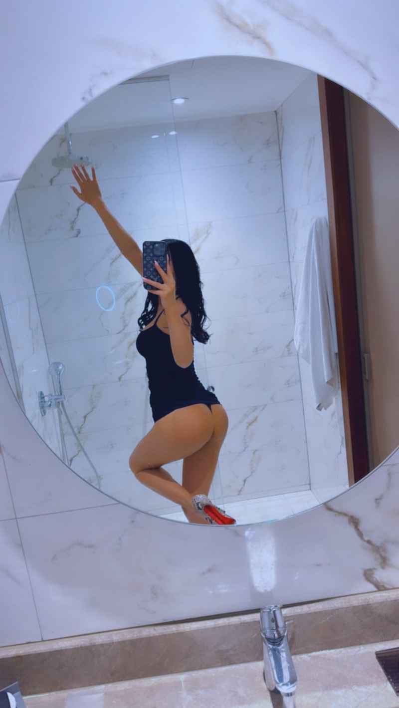Mary - curvy