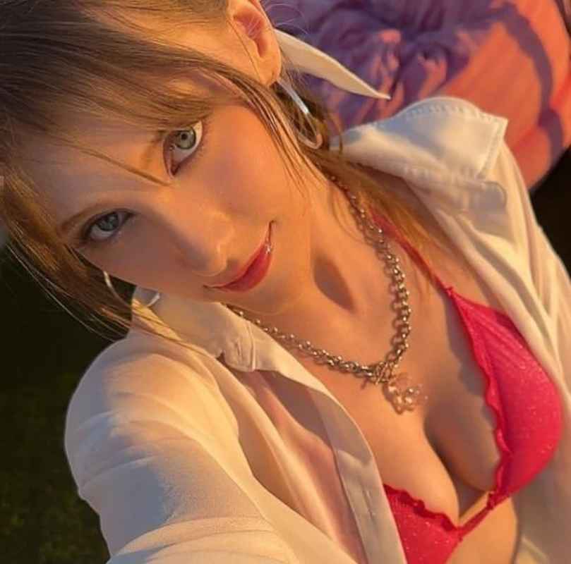 Diane - party girl