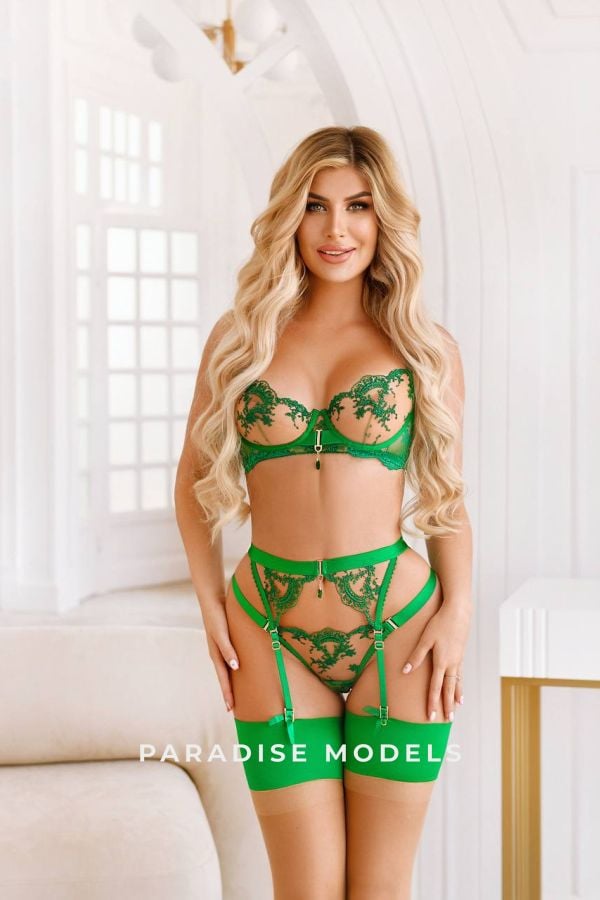 Anna - blonde