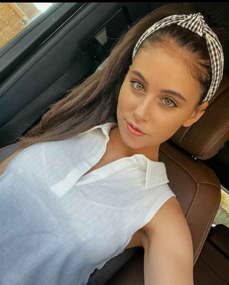 Makayla - open minded