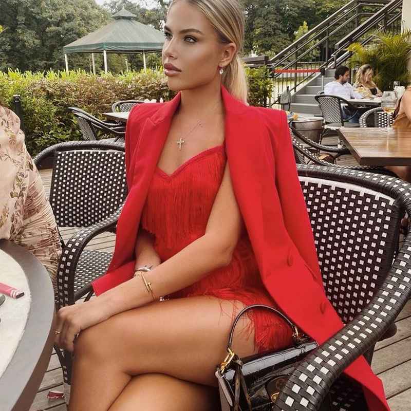 Carolyn - petite