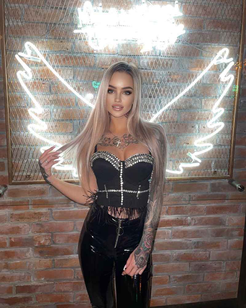 Corinne - incall tonight