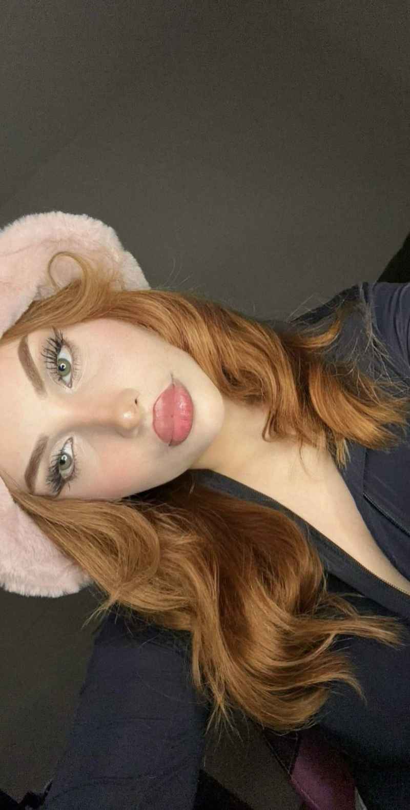 Amelia - party girl