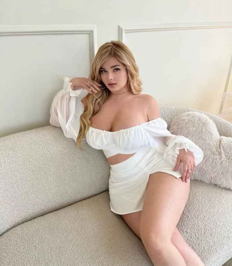 Rebecca - independent companion