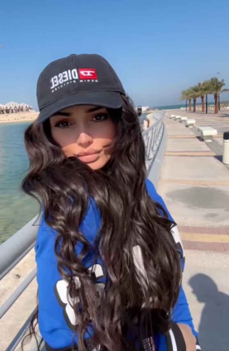 Alix - new in town