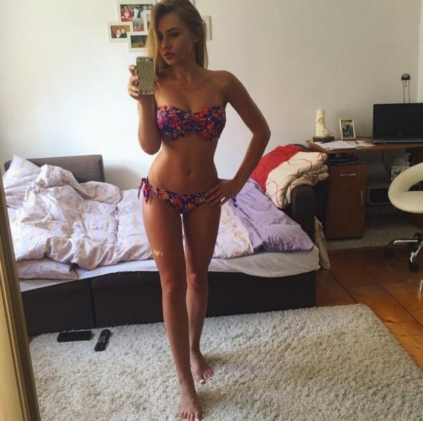 Emily - independent companion