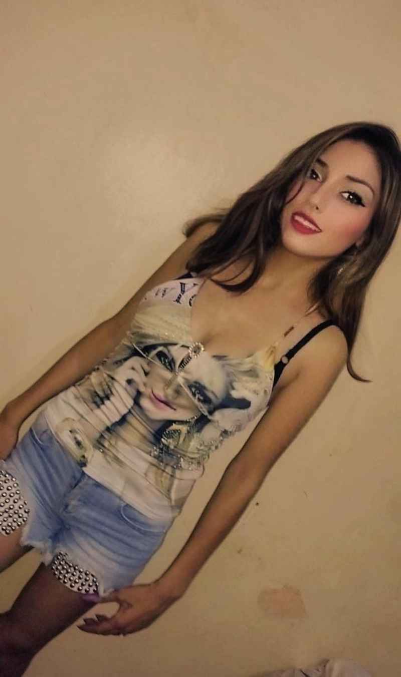 Ophelie - party girl