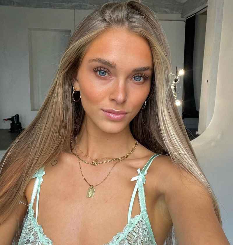 Renee - independent companion