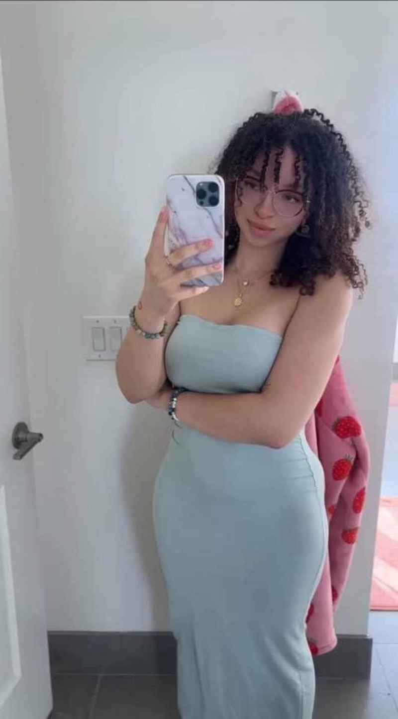 Eleanor - independent companion