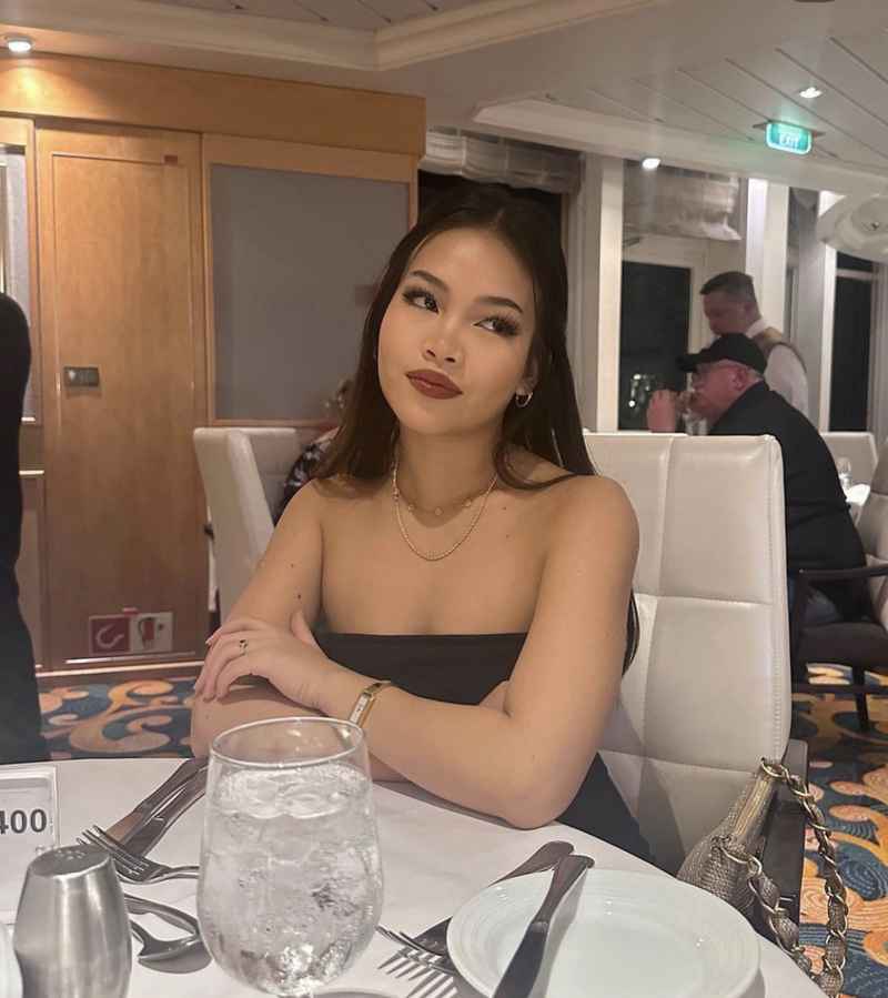 Amelia - local girl
