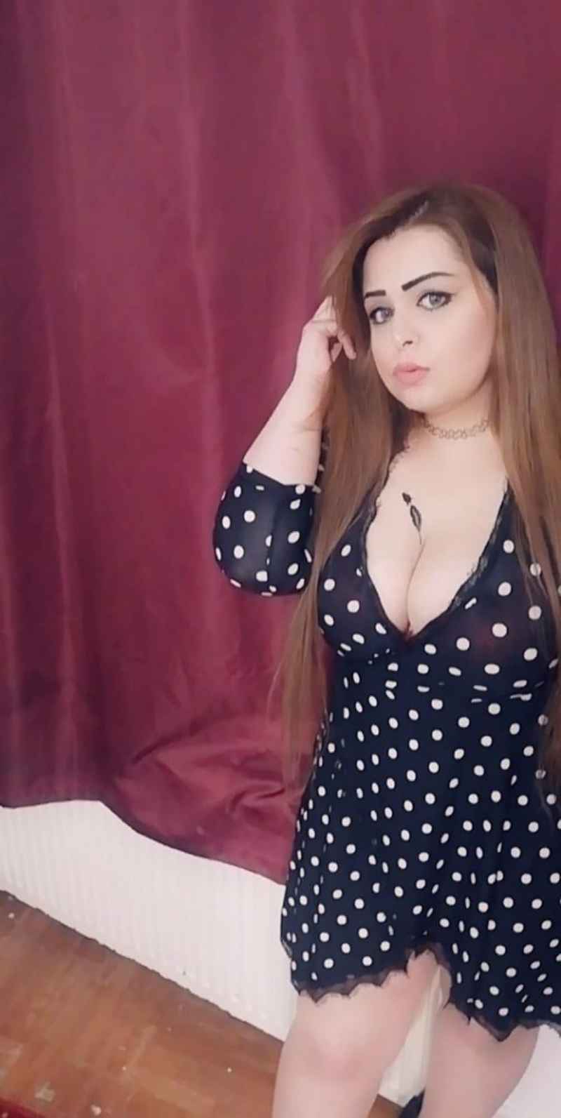 Helene - open minded