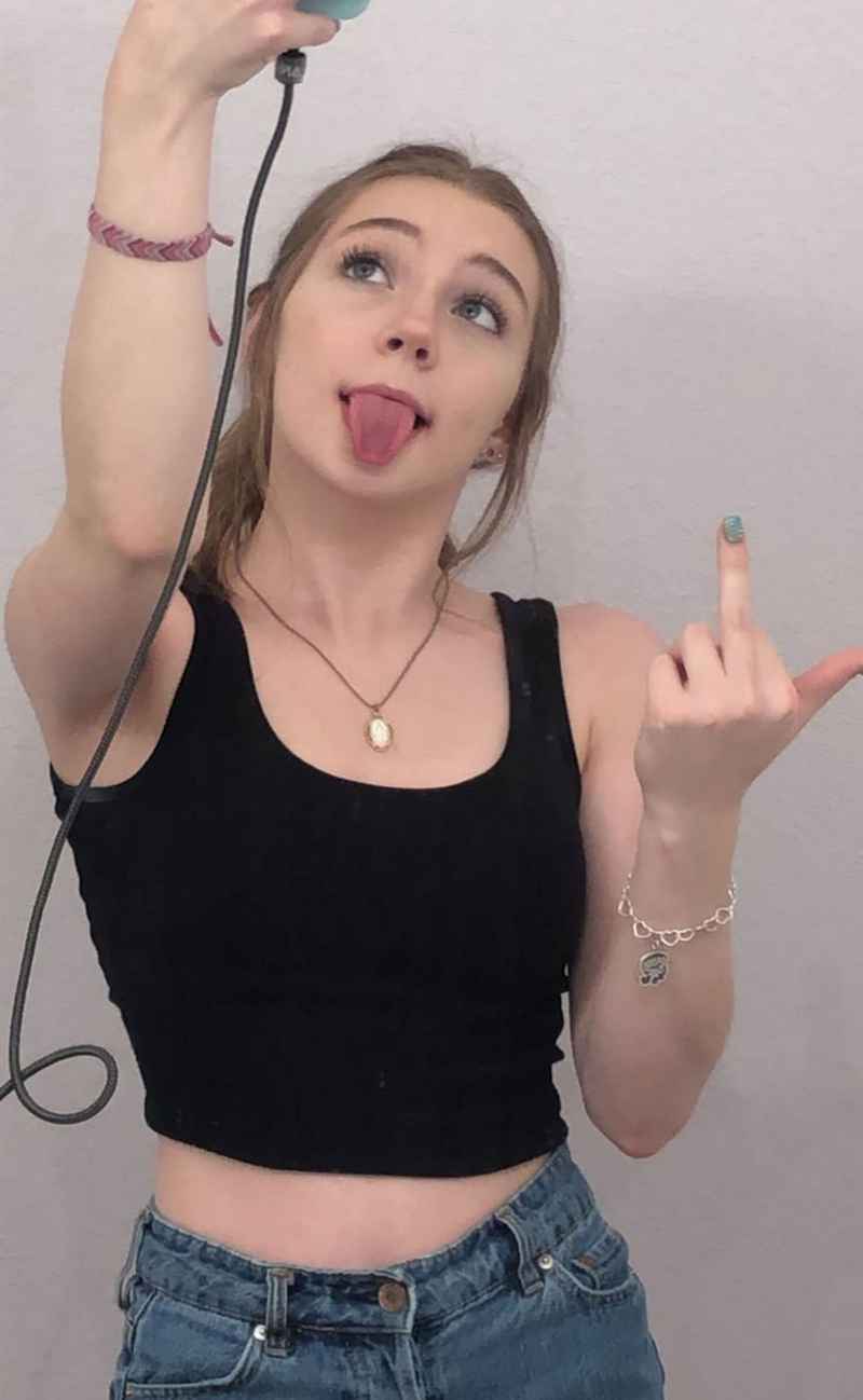 Kathleen - party girl