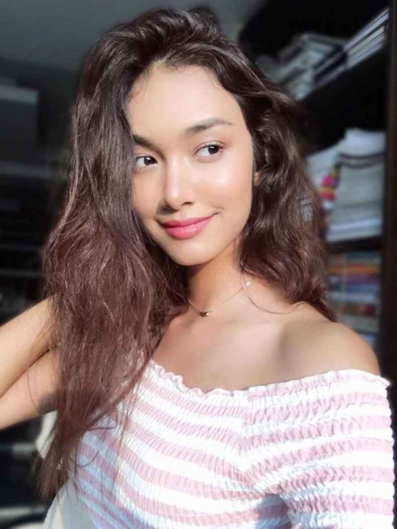 Sienna - party girl
