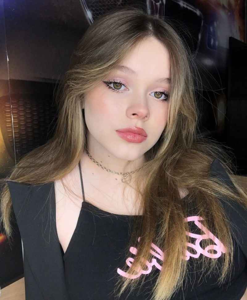 Amy - new in town
