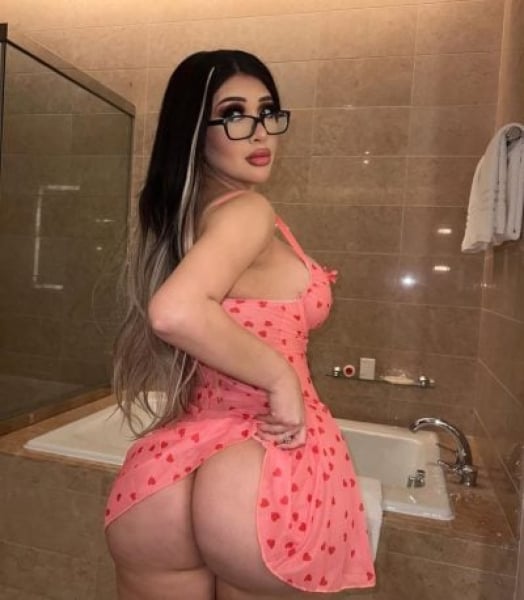 Noelle - high class