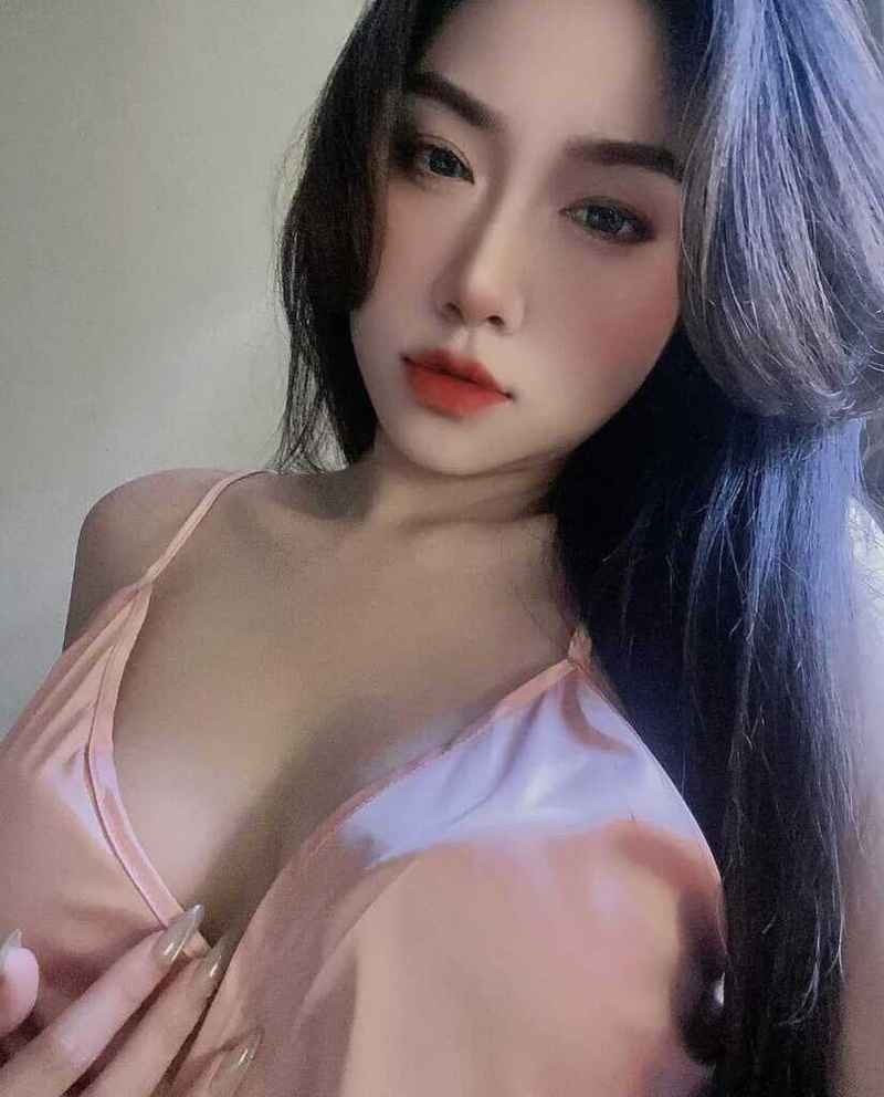 Laura - discreet meetings