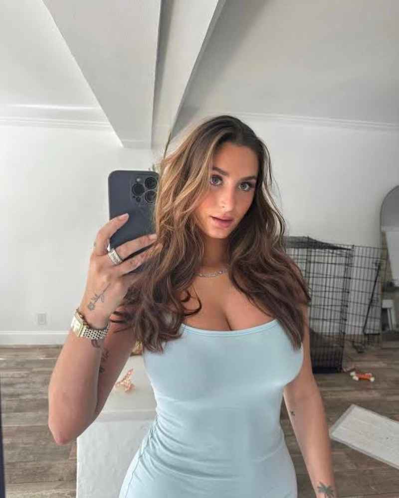 Josephine - brunette