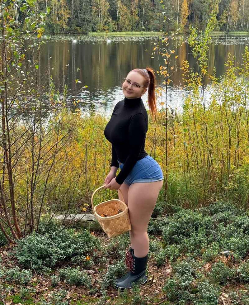 Mia - visiting