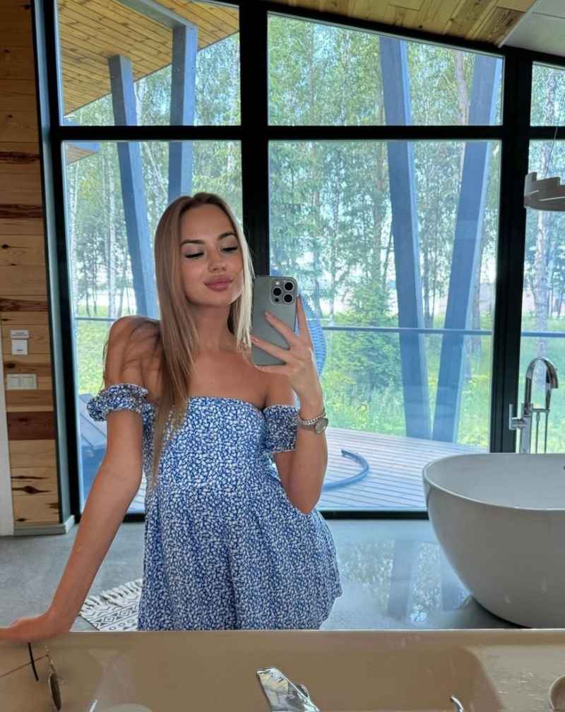 Janine - petite