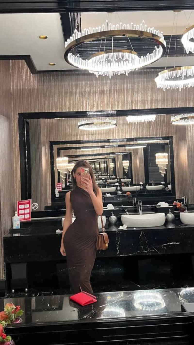 Simone - new in town