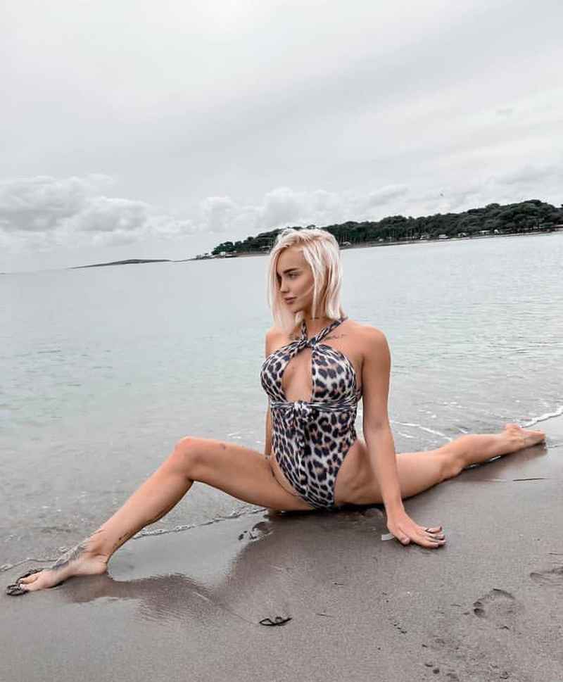 Leanne - new in town